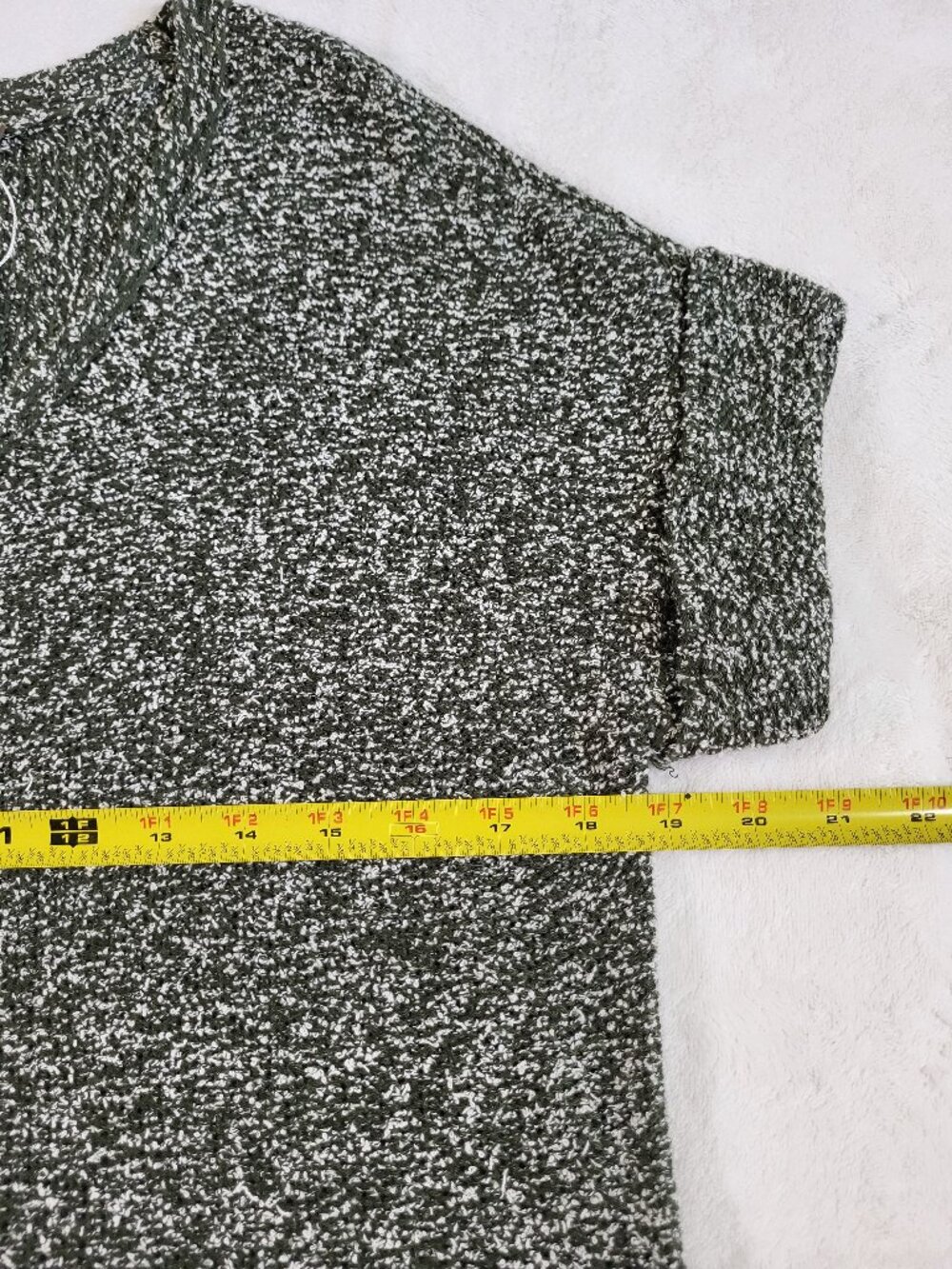 Lilla P Womens Short Sleeve V-Neck Sweater Small - Picture 8 of 9
